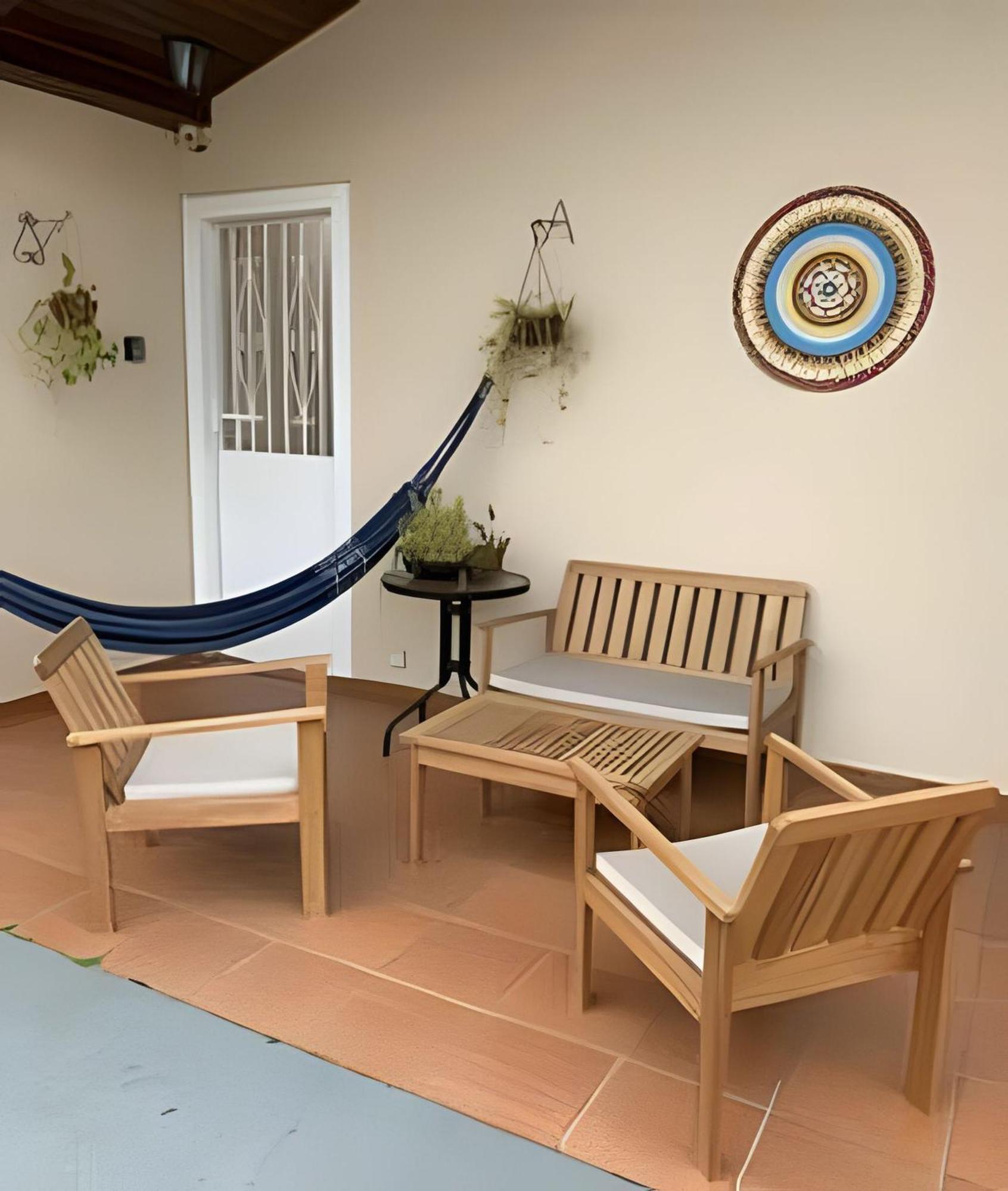 Casa Reformada, 2 qts, próxima ao Santuário Apartamento Aparecida  Exterior foto